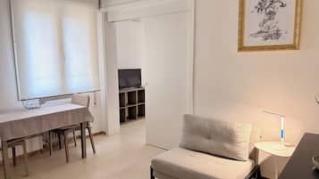 Appartement Confort, vue partielle sur la mer | Coin séjour