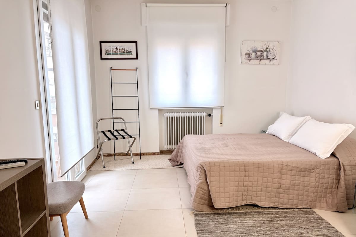 Comfort Apartment, Partial Sea View | Desk, laptop workspace, iron/ironing board, free WiFi