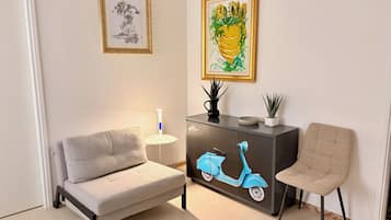 Appartement Confort, vue partielle sur la mer | Coin séjour