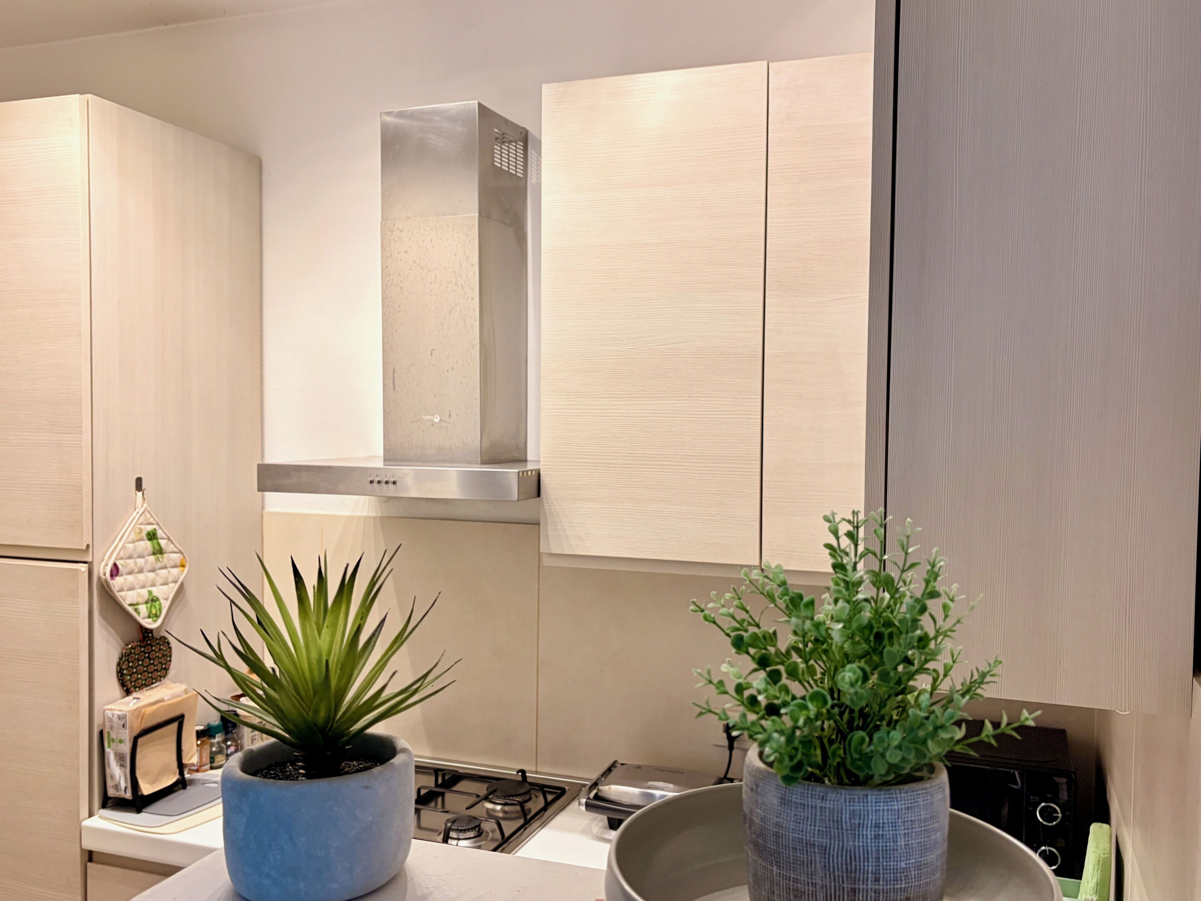 舒适公寓, 部分海景 | 私人厨房 | 冰箱、微波炉、烤箱、炉灶