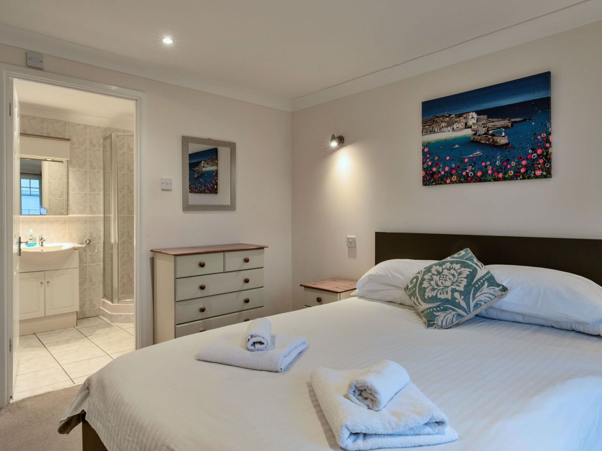 4 soveværelser, gratis Wi-Fi, sengetøj