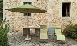 Terrace/patio - House Near Lake Bourget and Vineyards (Yenne)