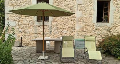 House Near Lake Bourget and Vineyards