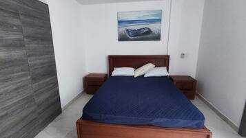 2 bedrooms