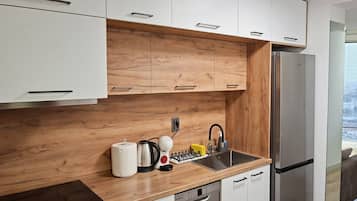 Apartemen, 1 kamar tidur, akses difabel, balkon | Interior