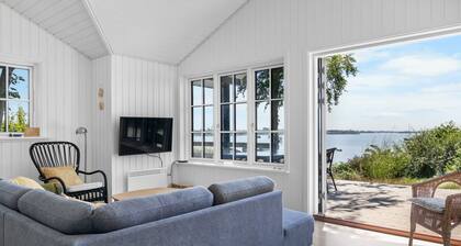 "Edvardsine" - 40m from the sea by Interhome