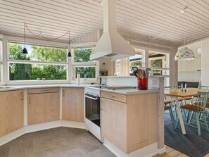 Fridge, microwave, dishwasher, cookware/dishes/utensils - "Adser" - 275m from the sea by Interhome (Otterup)