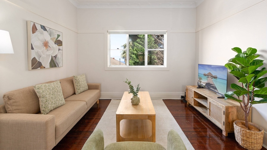 Bright 2-bed Apartment in Coogee