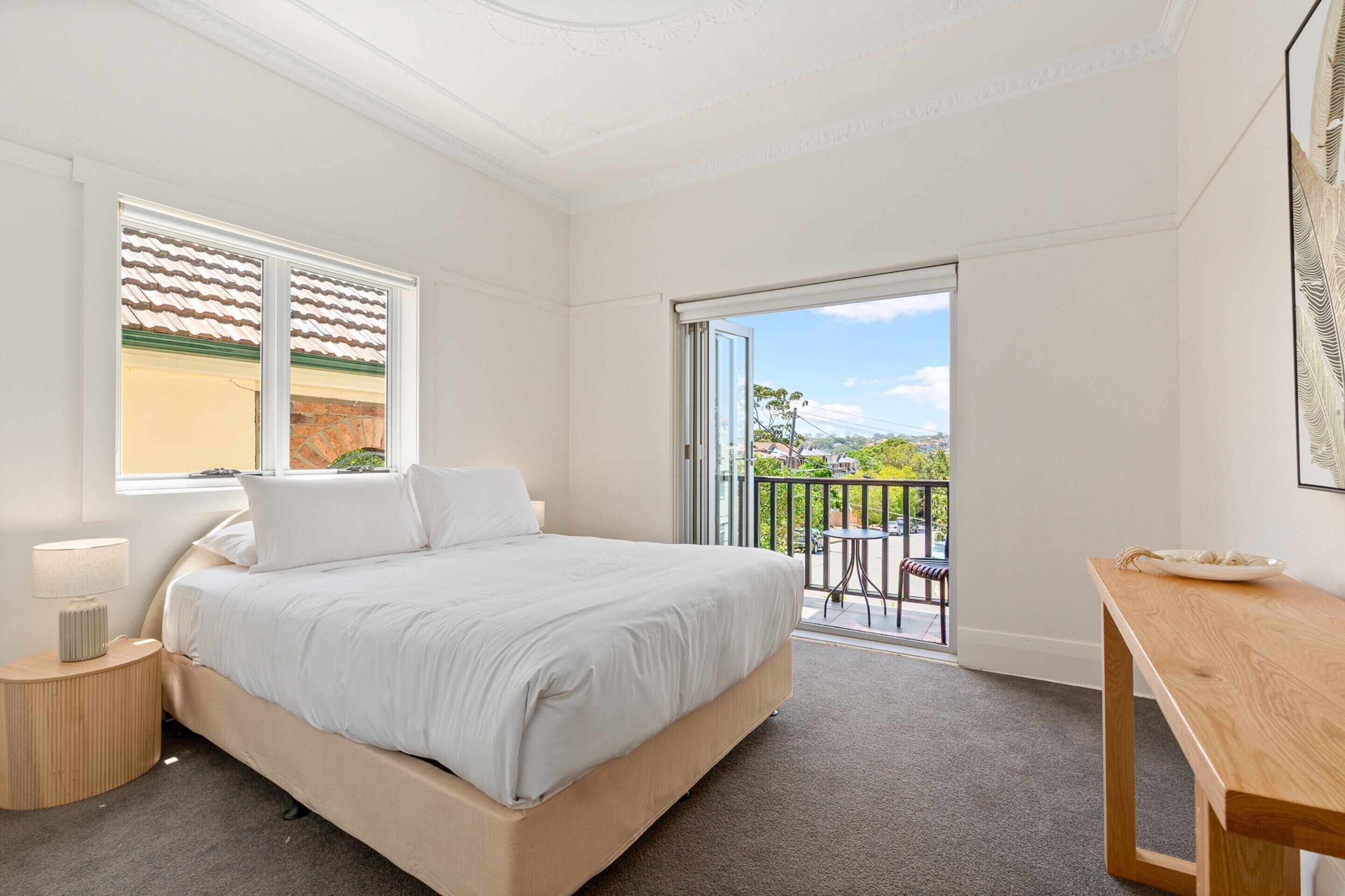 Apartment | 2 bedrooms, laptop workspace, bed sheets