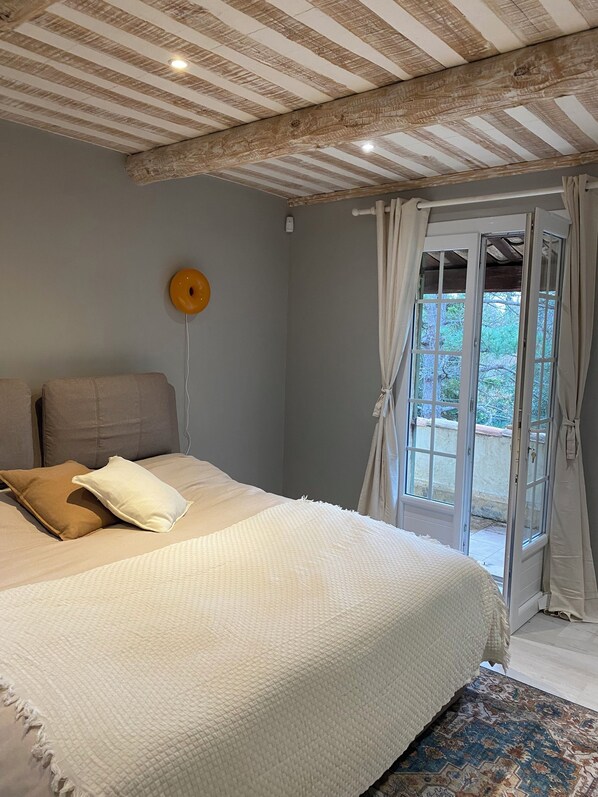 3 Schlafzimmer, Bügeleisen/Bügelbrett, WLAN, Bettwäsche