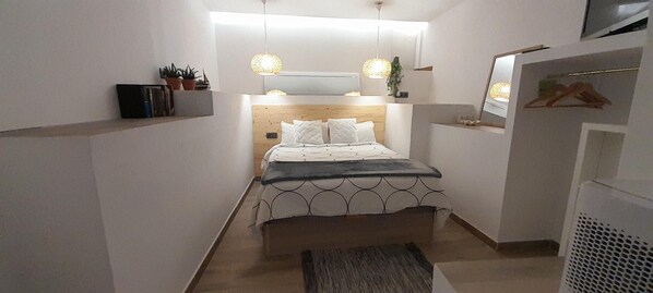 House | 7 bedrooms - Holiday Group Retreat in Barcelona (Olivella)