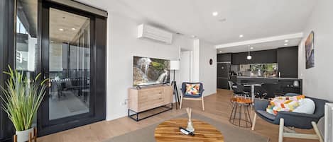 Apartment | Living room