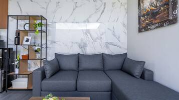 Villa, 2 Bedrooms, Private Pool, Pool View | Living area