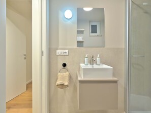 House - Casa Delle Rosine - Elegance in the Heart of Turin (Turin)
