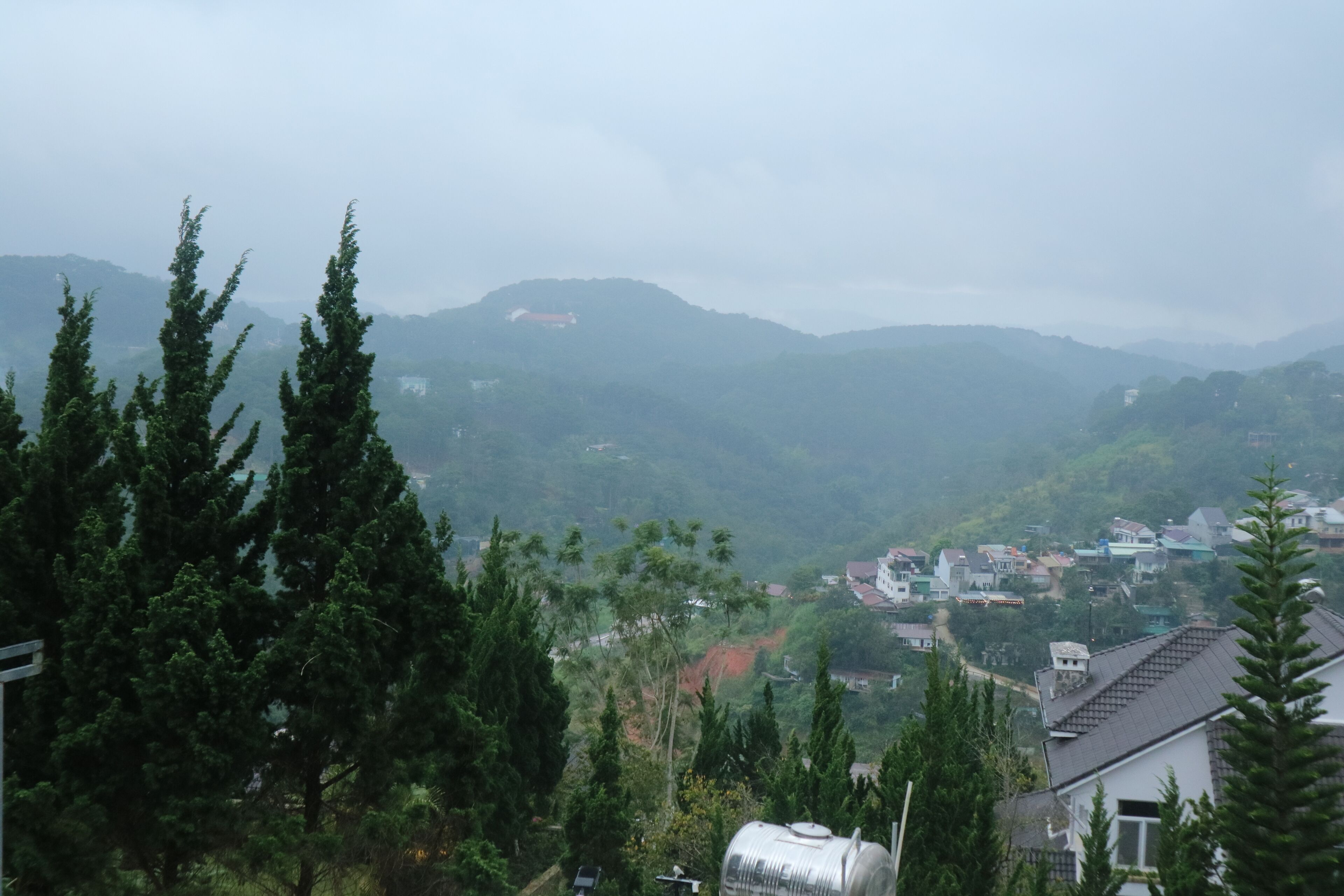 Deluxe Double Room, 1 Queen Bed, Balcony, Mountain View | Terrace/patio