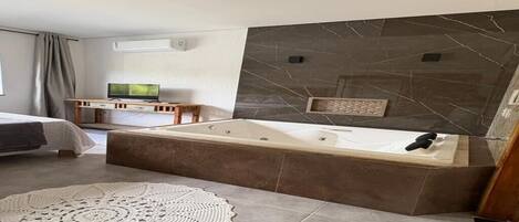 3 dormitorios, tabla de planchar con plancha, wifi y ropa de cama