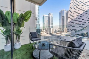 Apartment - Stayshort - Prime 1 Bedroom Apartment in Business Bay That Sleeps 2 (Dubai)