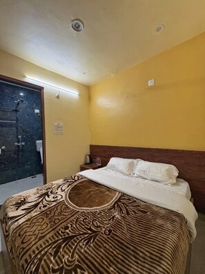 Deluxe Double Room | Free WiFi - Hotel Sawai View (Sawai Madhopur)