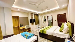 Deluxe Triple Room | Premium bedding, desk, laptop workspace, soundproofing - HOTEL PREMIUM K P  Near HAR KI PODDI   (Haridwar)
