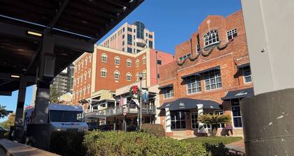 Walk everywhere - Downtown - FSU - Capitol