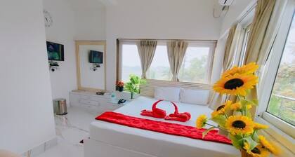 NEW RUBI RESTAURANT CUM BAR AND LODGE