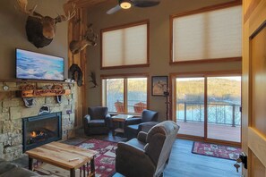 Casa (2 Bedrooms) | Interior