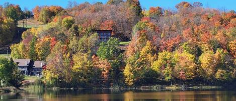 House (2 Bedrooms) | Depan hartanah