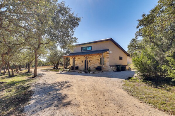 Interior - Hill Country Casita Near Guadalupe River! (Bulverde)