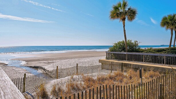 Apartment (3 Bedrooms) | Front of property - 650 Feet to the Beach! Arcadian Shores Townhome (Myrtle Beach)