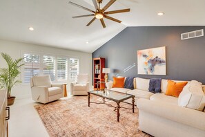 House (3 Bedrooms) | Interior - Pool + Putting Green: Quiet Scottsdale Oasis! (Scottsdale)