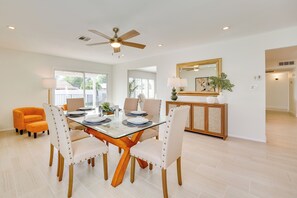 House (3 Bedrooms) | Interior - Pool + Putting Green: Quiet Scottsdale Oasis! (Scottsdale)