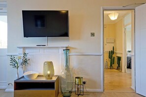 Interior - Little Venice in Paddington central London 3 bedroom apartment (London)