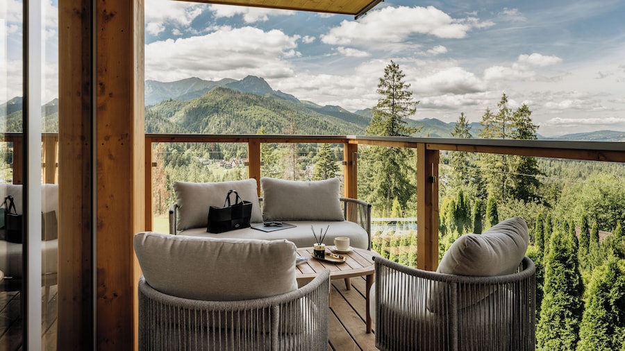Landscape Cyrhla with SPA by BQQK