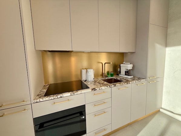 Luxury House, 4 Bedrooms, Hot Tub, Mountain View | Private kitchen | Fridge, stovetop, dishwasher, espresso maker - Landscape Cyrhla with SPA by BQQK (Zakopane)