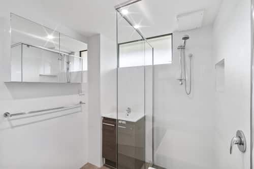 Apartment | Bathroom