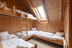 独立别墅 | 2 多间卧室、床单
