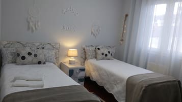 Internet, bed sheets