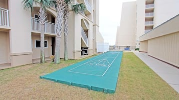 Condo, 1 Bedroom | Sport court