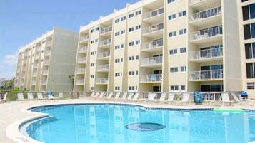 Leilighet, 1 soverom | Basseng | Et oppvarmet basseng