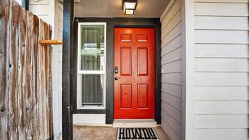 Nhà Duplex, 3 phòng ngủ | Chi tiết ngoại thất