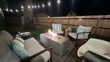 House, 3 Bedrooms | Terrace/patio