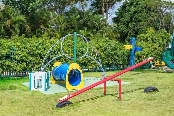 อพาร์ทเมนท์, 1 ห้องนอน | พื้นที่เล่นสำหรับเด็ก