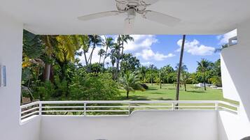 Apartment, 1 Bedroom | Property grounds