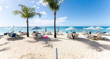 Glitter Bay Estate 214 1 Bedroom Apts