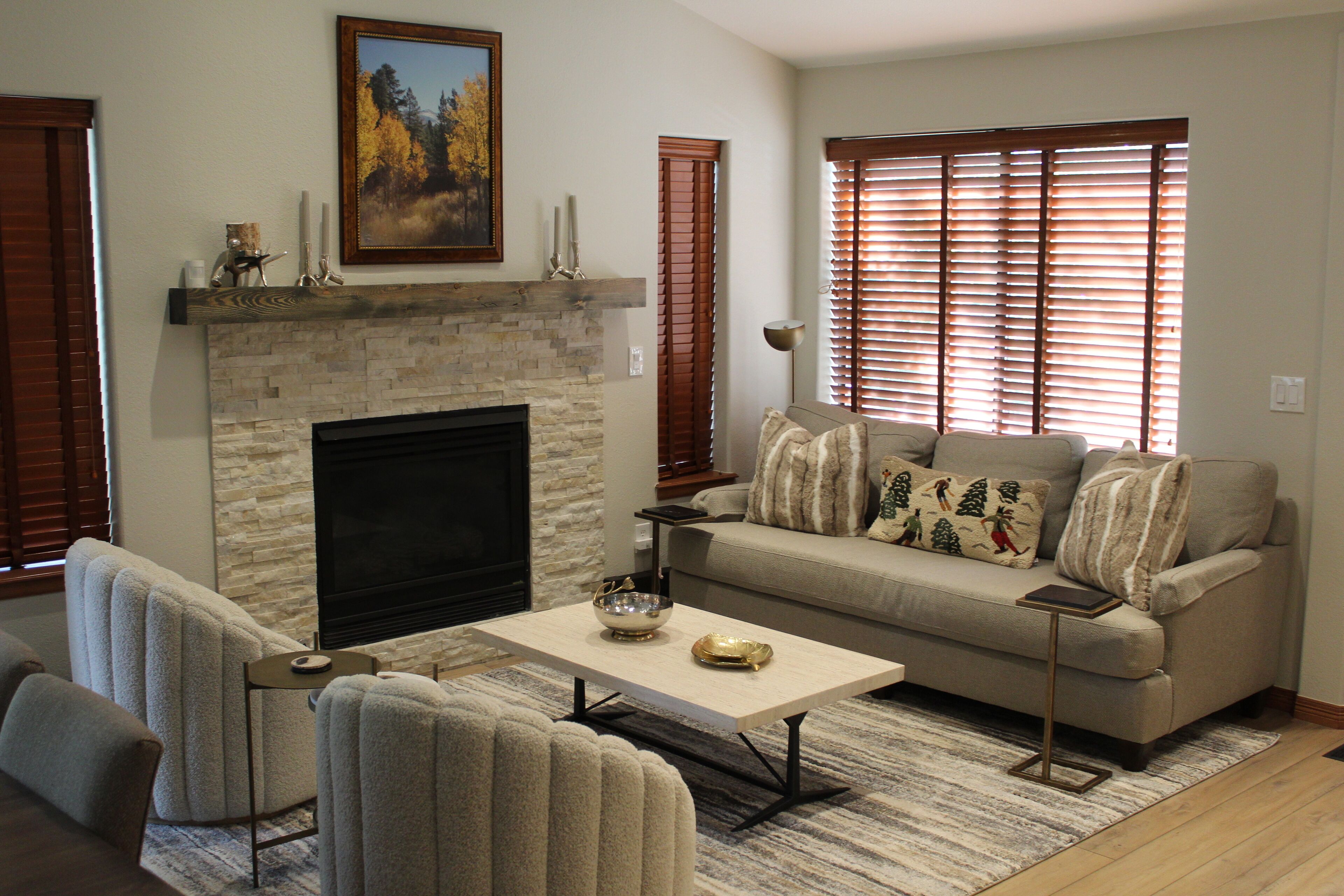 Smart-TV, Kamin, DVD-Player