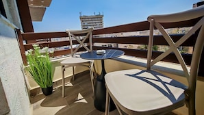 Deluxe Double Room, Balcony, City View | バルコニーからの眺望