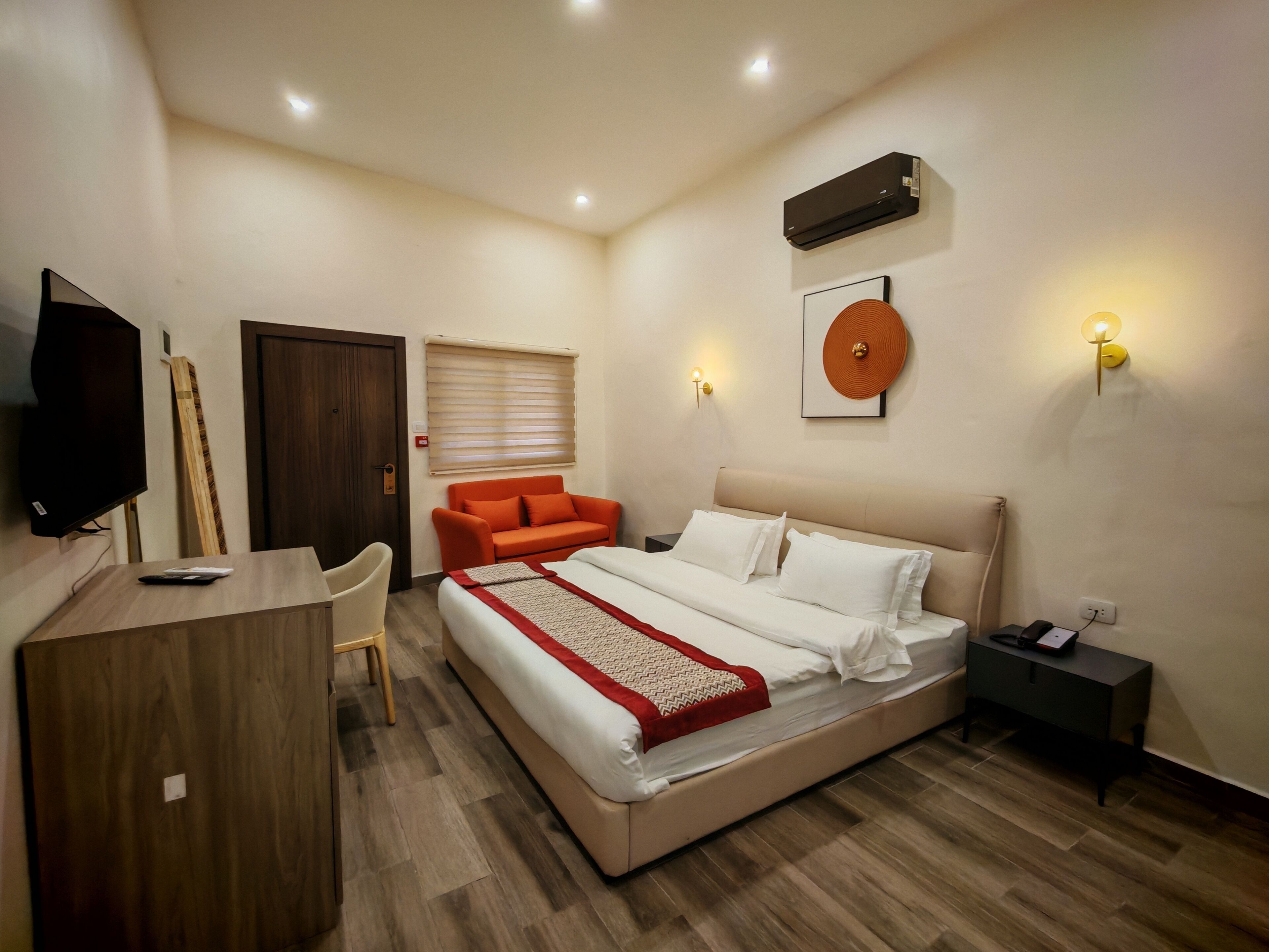 Studio, Stadtblick | Zimmersafe, Schreibtisch, laptopgeeigneter Arbeitsplatz