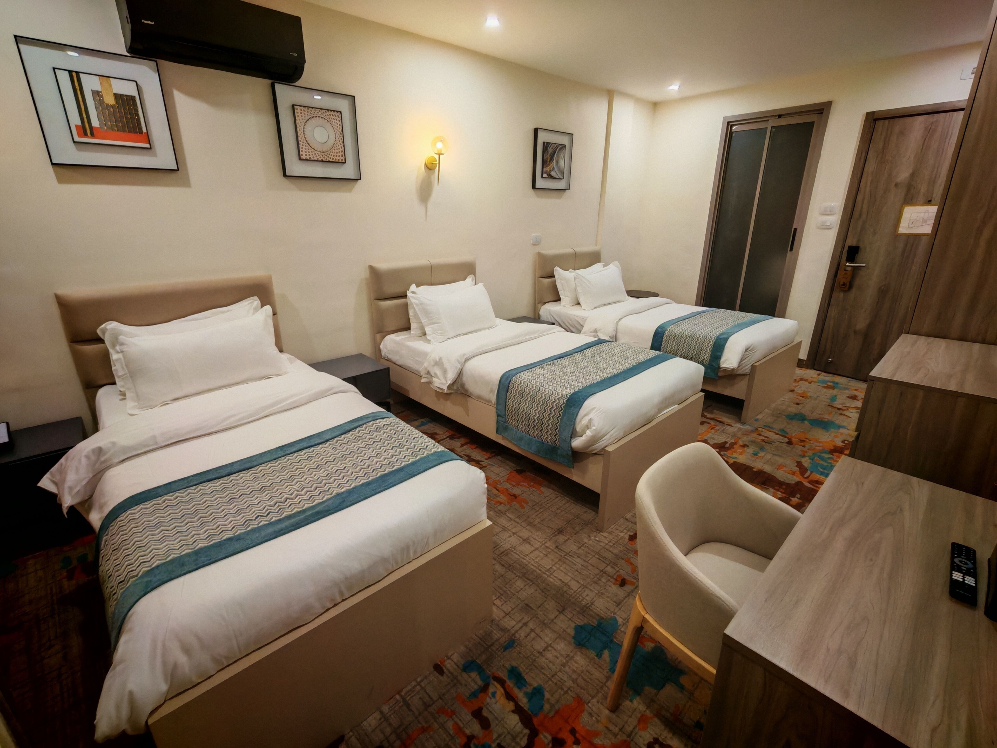 Triple Room, Balcony, City View