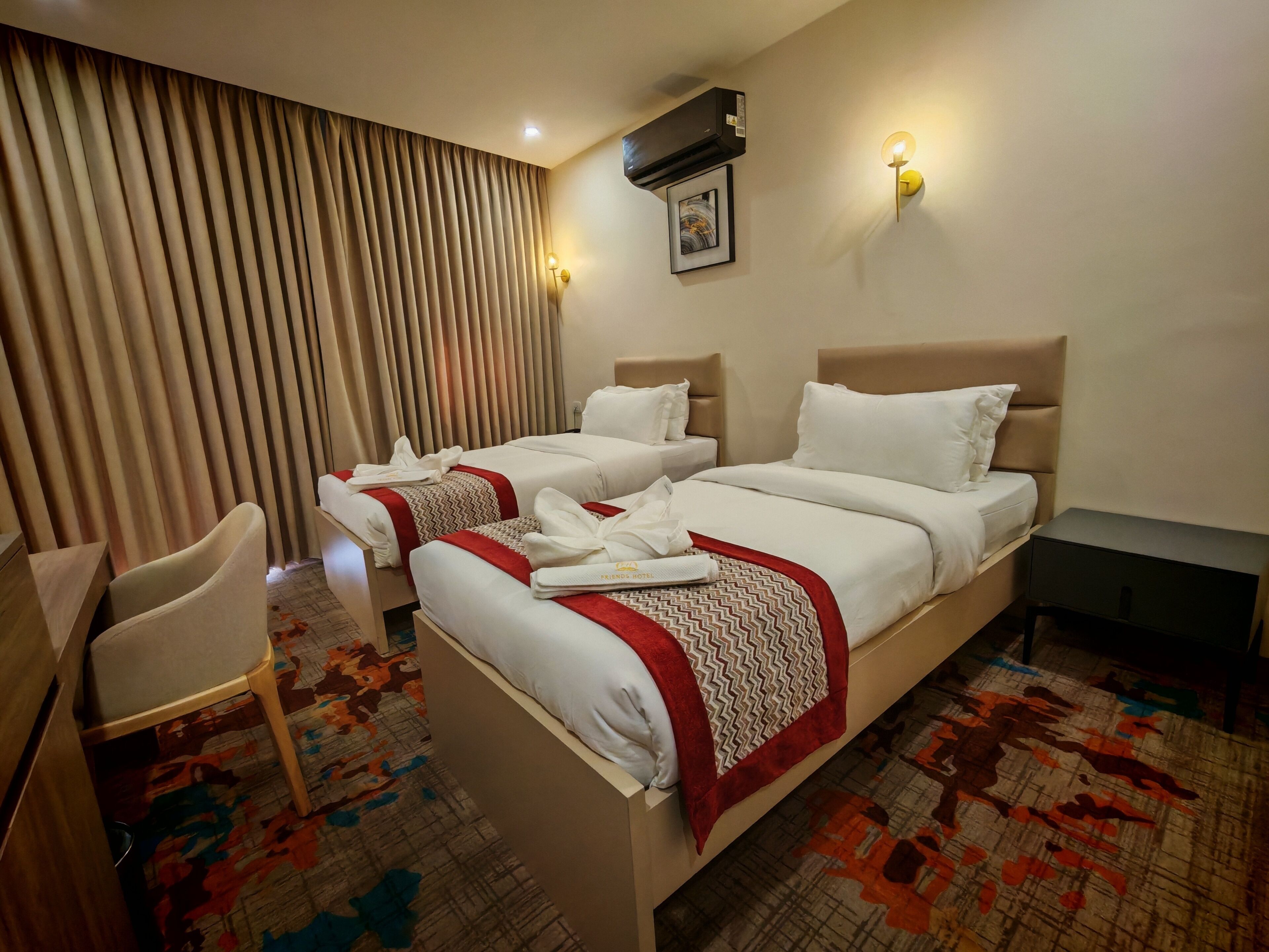 Twin Room, Balcony, City View