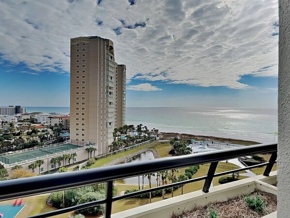 Property grounds - Edgewater #1101 | Gulf Front + Resort Amenities (Miramar Beach)